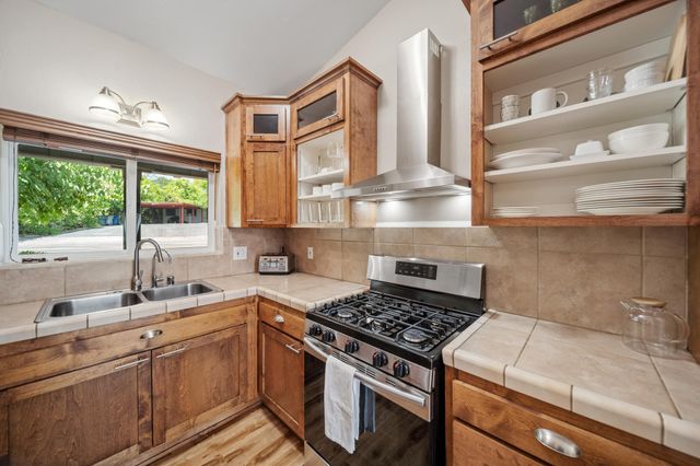 303 Pearl Street, Redding, CA 96003