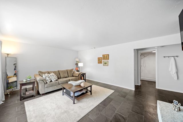 303 Pearl Street, Redding, CA 96003