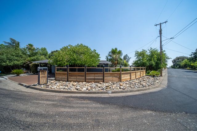 303 Pearl Street, Redding, CA 96003