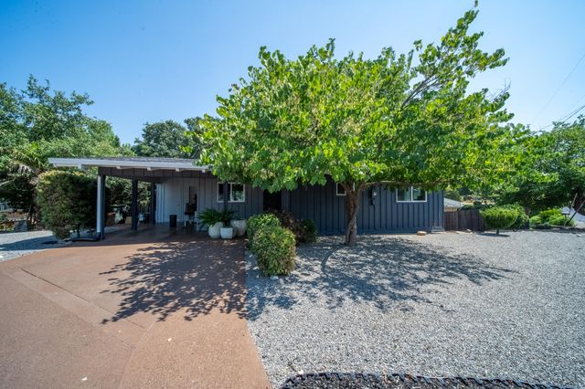 303 Pearl Street, Redding, CA 96003