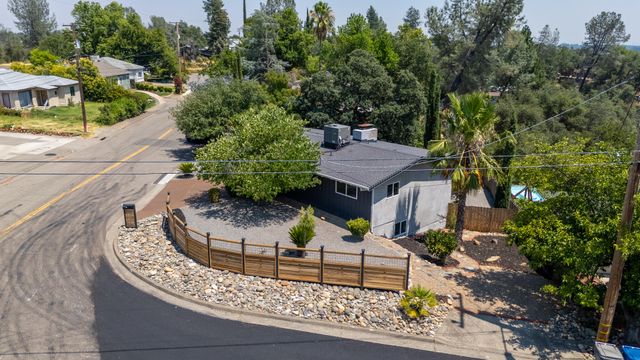 303 Pearl Street, Redding, CA 96003