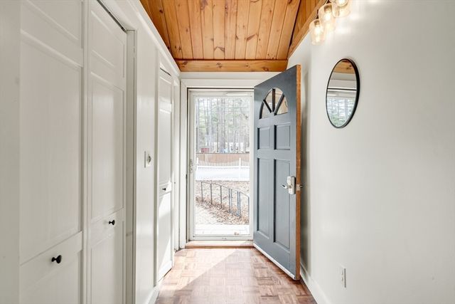 346 Still River Rd, Bolton, MA 01740