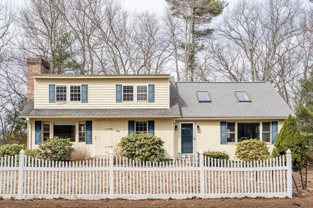 346 Still River Rd, Bolton, MA 01740