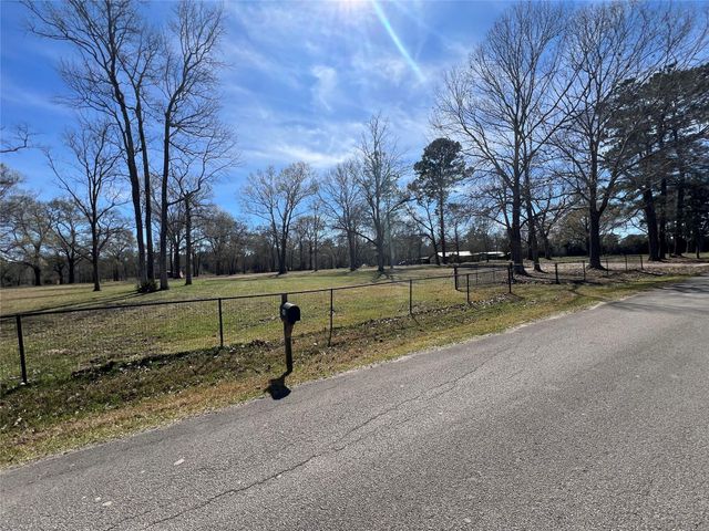 545 County Road 3017, Dayton, TX 77535