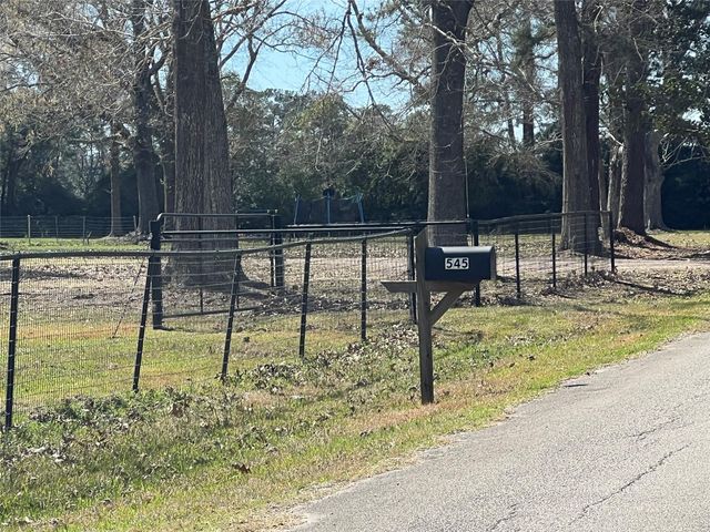 545 County Road 3017, Dayton, TX 77535