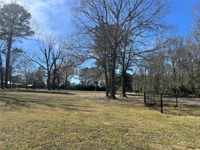 545 County Road 3017, Dayton, TX 77535