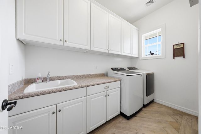 7823 S 28TH Way, Phoenix, AZ 85042