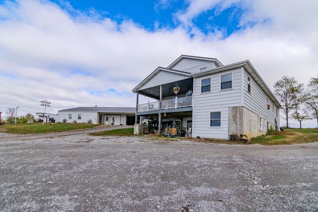 2700 Upper Sharpsburg Road, Carlisle, KY 40311