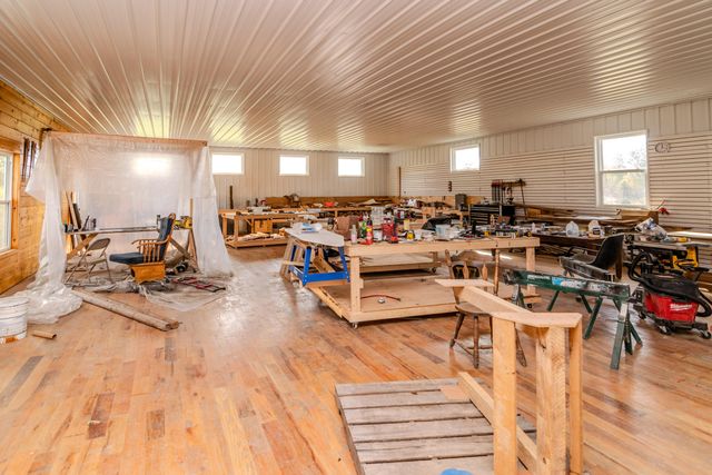2700 Upper Sharpsburg Road, Carlisle, KY 40311