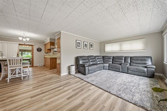 1602 Drury Court, Eau Claire, WI 54703