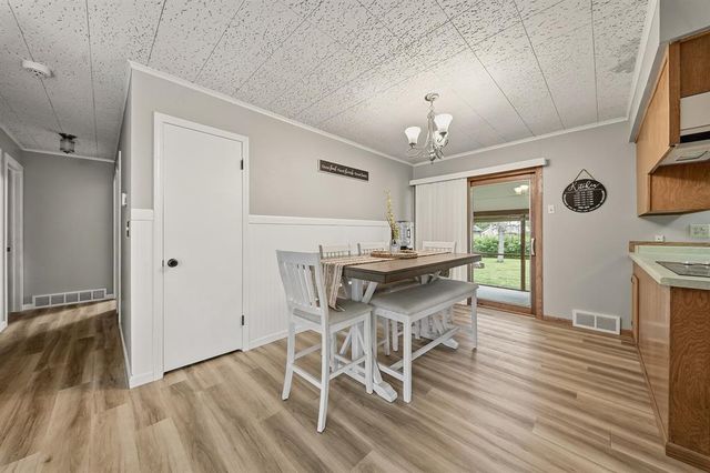 1602 Drury Court, Eau Claire, WI 54703