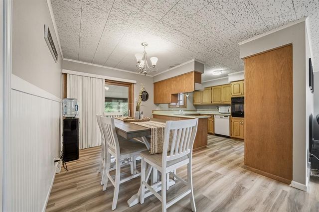 1602 Drury Court, Eau Claire, WI 54703
