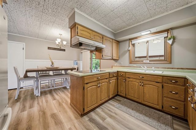 1602 Drury Court, Eau Claire, WI 54703