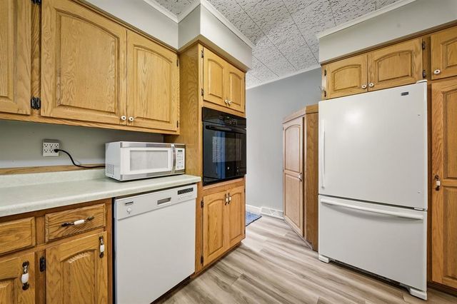 1602 Drury Court, Eau Claire, WI 54703