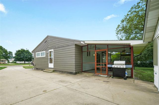 1602 Drury Court, Eau Claire, WI 54703