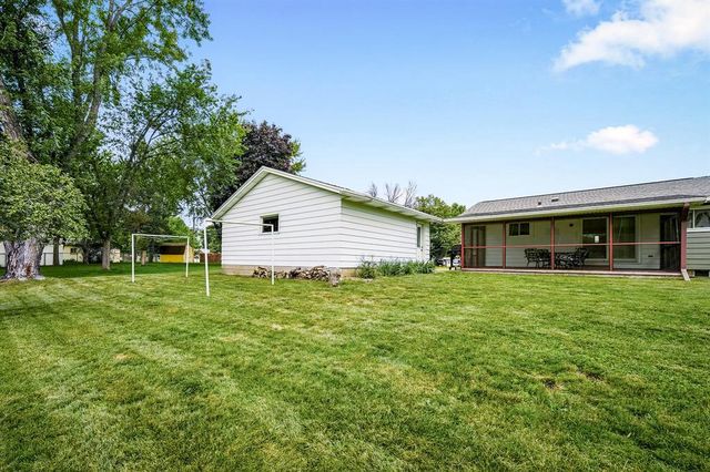 1602 Drury Court, Eau Claire, WI 54703