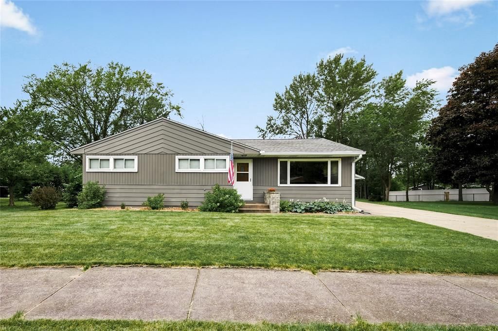 1602 Drury Court, Eau Claire, WI 54703