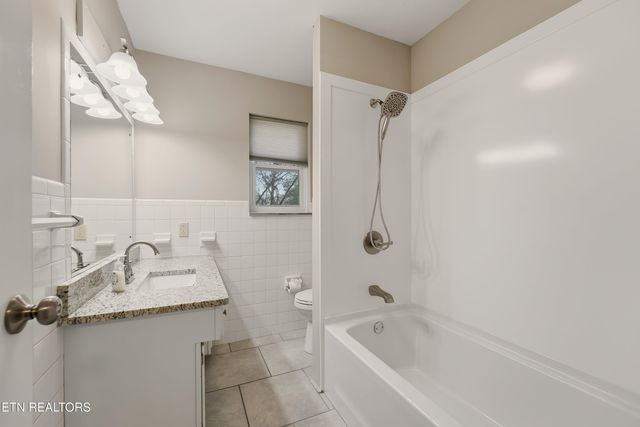 104 Case Lane, Oak Ridge, TN 37830