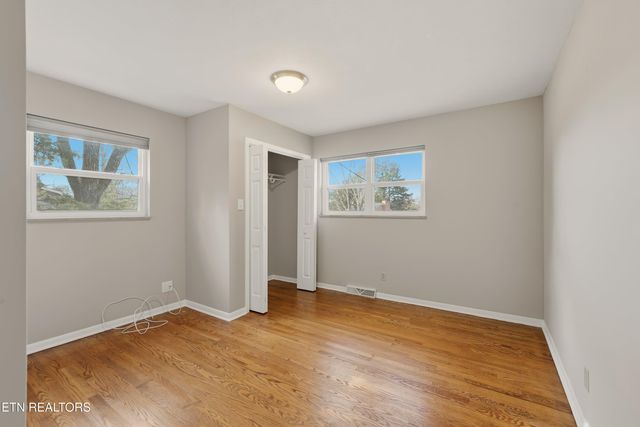 104 Case Lane, Oak Ridge, TN 37830