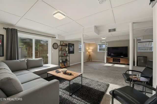 104 Case Lane, Oak Ridge, TN 37830