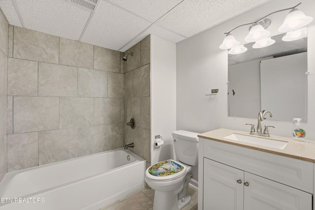 104 Case Lane, Oak Ridge, TN 37830