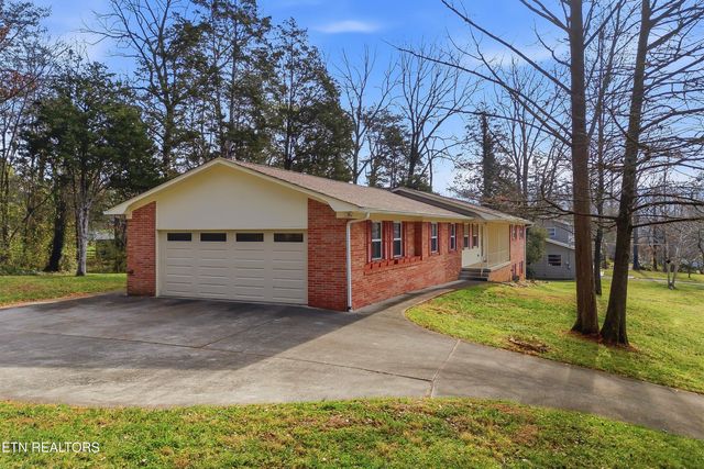 104 Case Lane, Oak Ridge, TN 37830