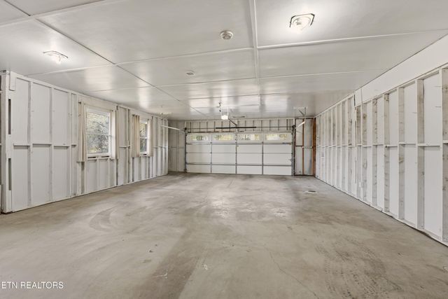 104 Case Lane, Oak Ridge, TN 37830