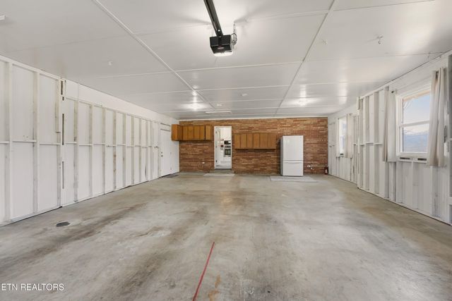 104 Case Lane, Oak Ridge, TN 37830