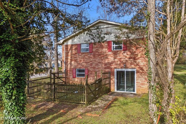 104 Case Lane, Oak Ridge, TN 37830