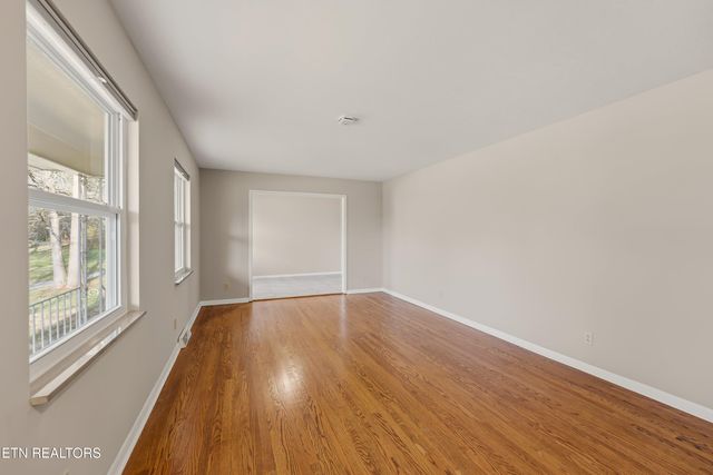 104 Case Lane, Oak Ridge, TN 37830