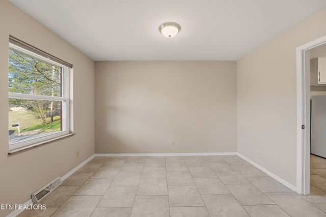 104 Case Lane, Oak Ridge, TN 37830