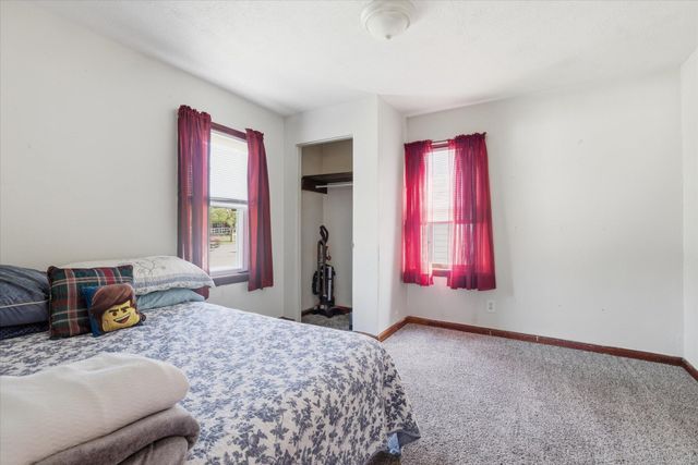 1725 N Weller Avenue, Springfield, MO 65803