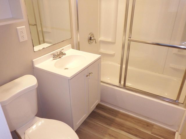 2342 S 63rd STREET, West Allis, WI 53219