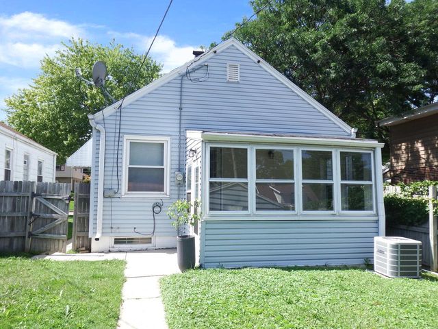 2342 S 63rd STREET, West Allis, WI 53219