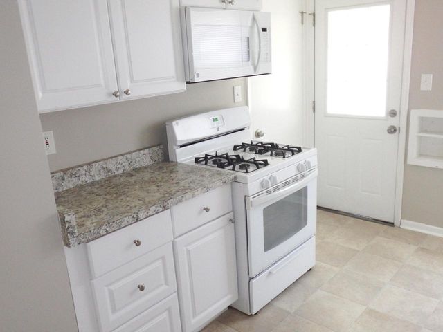 2342 S 63rd STREET, West Allis, WI 53219