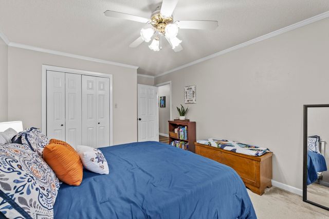 132 N Valley Rd, Searcy, AR 72143