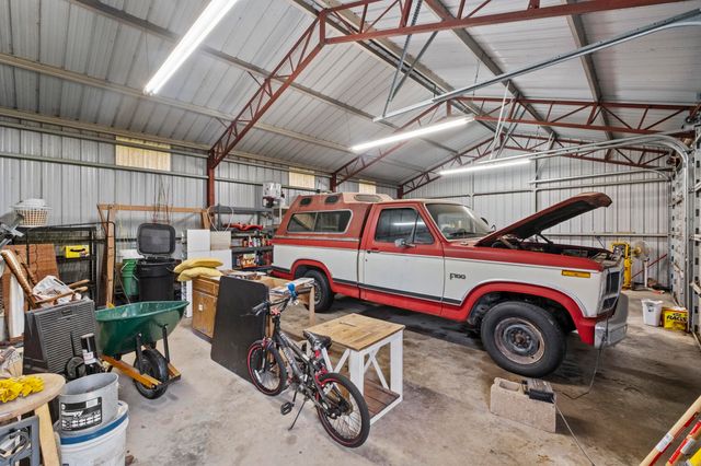 132 N Valley Rd, Searcy, AR 72143