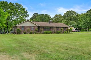 132 N Valley Rd, Searcy, AR 72143