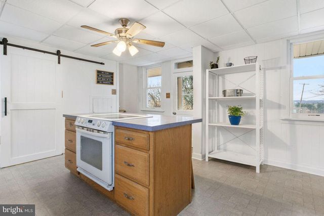 2960 BALTIMORE PIKE, Hanover, PA 17331