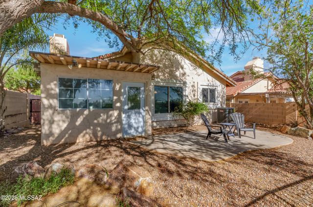 11561 N Eagle Peak Drive, Oro Valley, AZ 85737