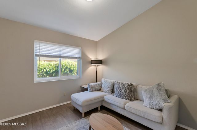 11561 N Eagle Peak Drive, Oro Valley, AZ 85737