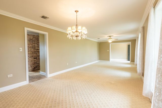 9473 East Main Street, Houma, LA 70363