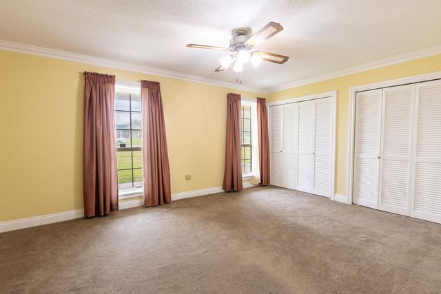 9473 East Main Street, Houma, LA 70363