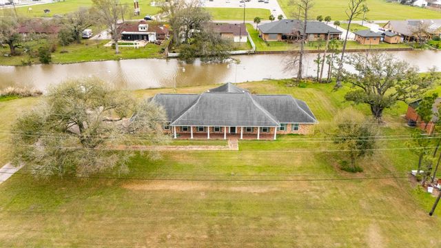 9473 East Main Street, Houma, LA 70363