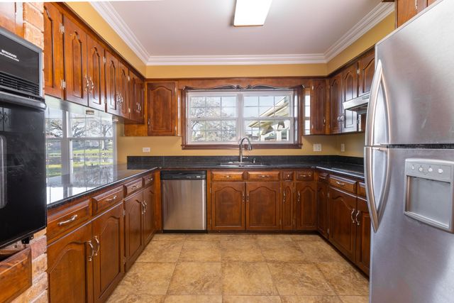 9473 East Main Street, Houma, LA 70363