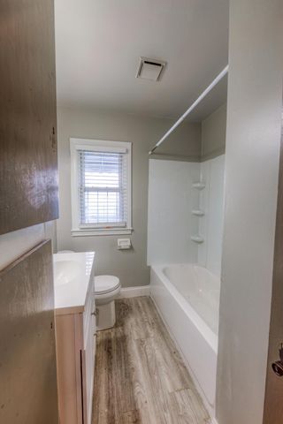 915 E 13th Avenue, Columbus, OH 43211