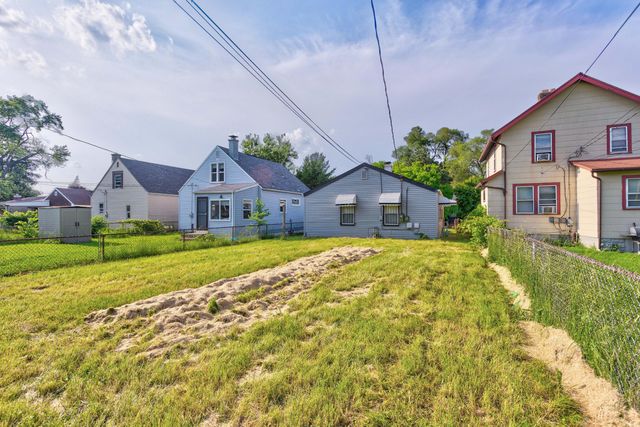 915 E 13th Avenue, Columbus, OH 43211