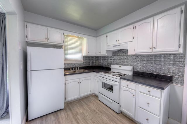 915 E 13th Avenue, Columbus, OH 43211