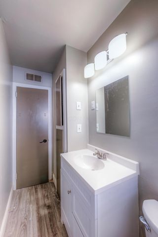 915 E 13th Avenue, Columbus, OH 43211