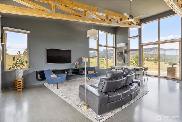 1280 Mountain Creek Drive, Cle Elum, WA 98922